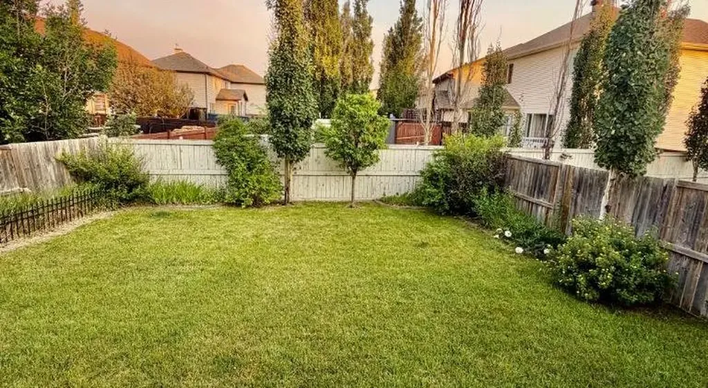 105 Cimarron Park Circle Okotoks AB T1S 2H5