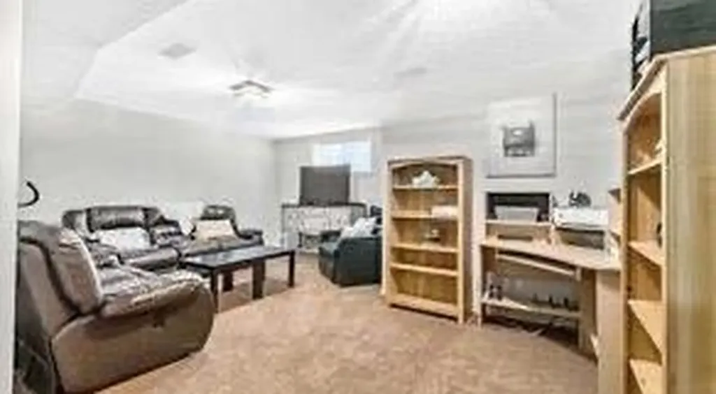 105 Cimarron Park Circle Okotoks AB T1S 2H5