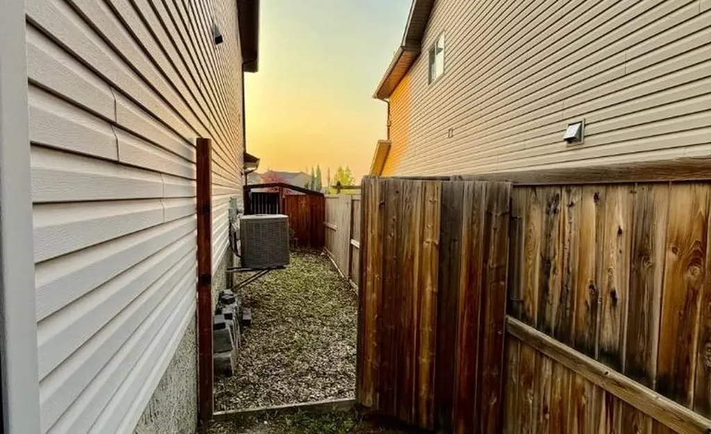 105 Cimarron Park Circle Okotoks AB T1S 2H5