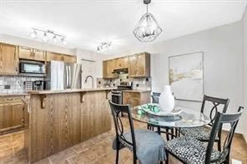 105 Cimarron Park Circle Okotoks AB T1S 2H5