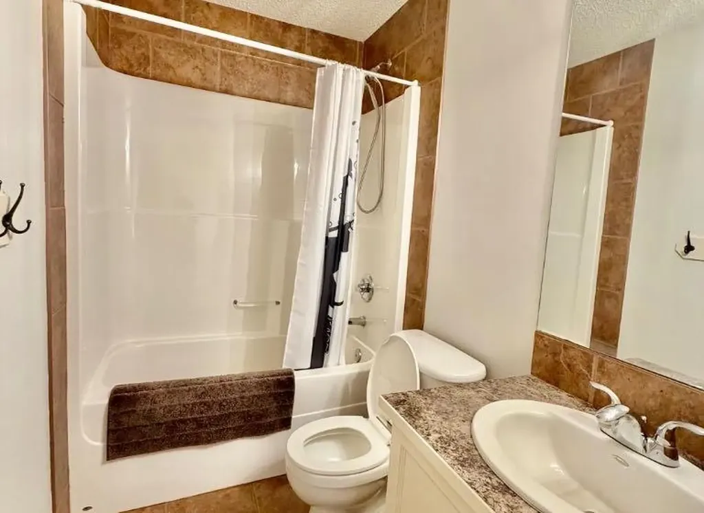 105 Cimarron Park Circle Okotoks AB T1S 2H5