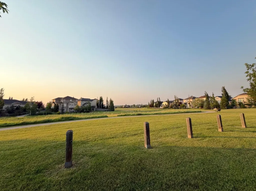 105 Cimarron Park Circle Okotoks AB T1S 2H5