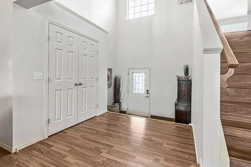 105 Cimarron Park Circle Okotoks AB T1S 2H5