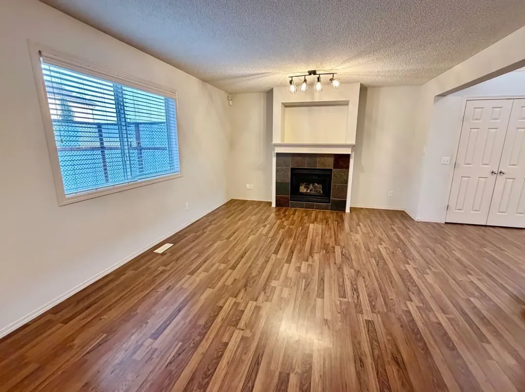 105 Cimarron Park Circle Okotoks AB T1S 2H5