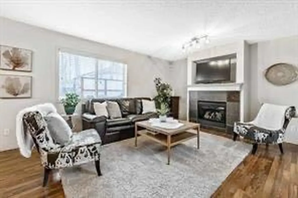 105 Cimarron Park Circle Okotoks AB T1S 2H5
