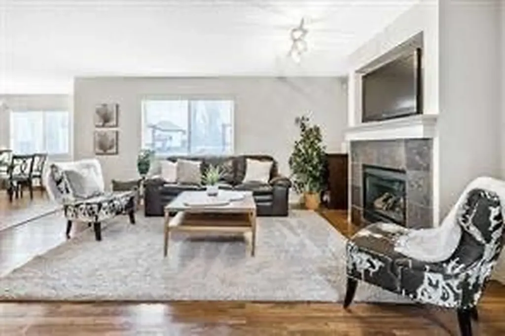 105 Cimarron Park Circle Okotoks AB T1S 2H5