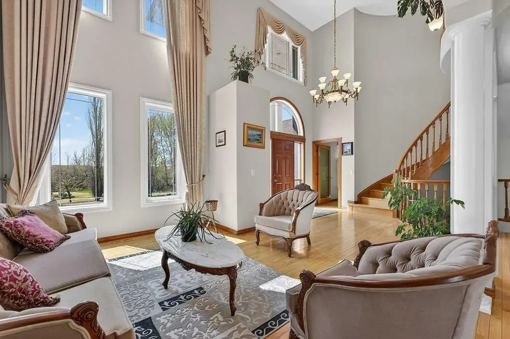 64240 266 Avenue E Rural Foothills County AB T1S 4L9