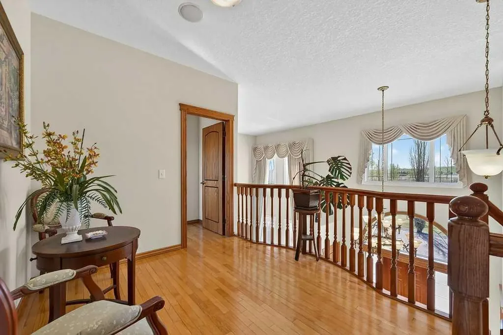 64240 266 Avenue E Rural Foothills County AB T1S 4L9
