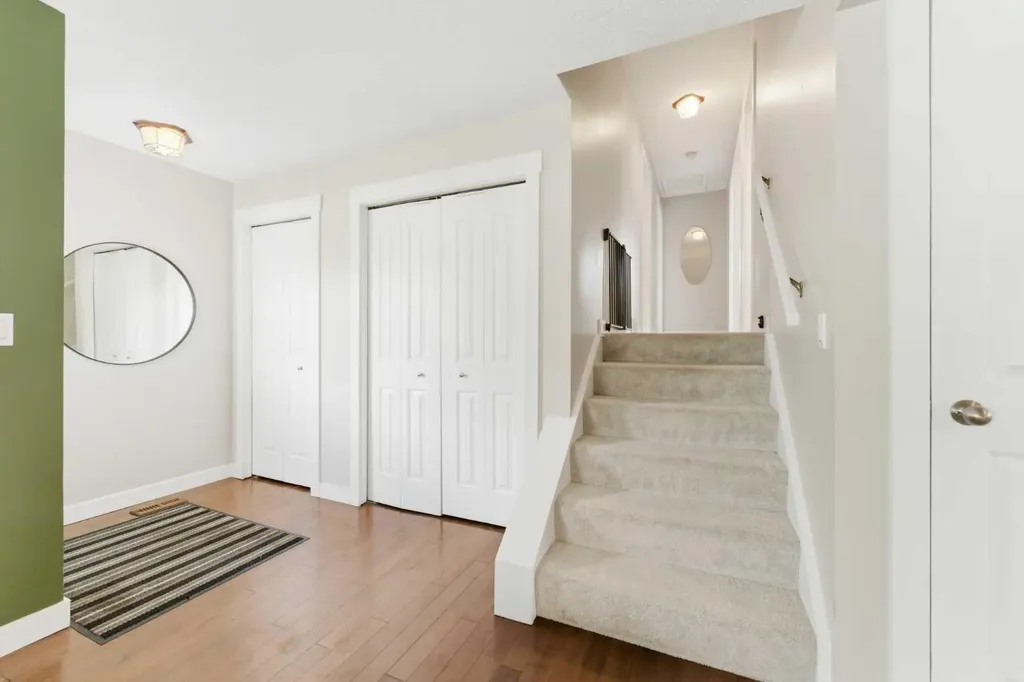 35 Millbank Road SW Calgary AB T2Y 2B6