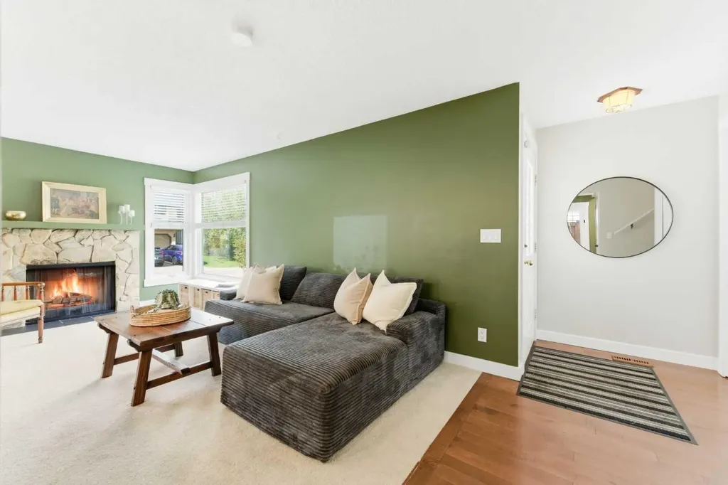 35 Millbank Road SW Calgary AB T2Y 2B6