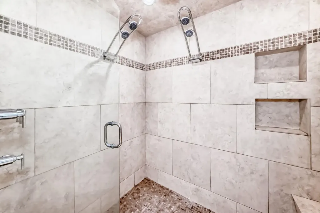 55 Aspen Meadows Green SW Calgary AB T3H 5J9