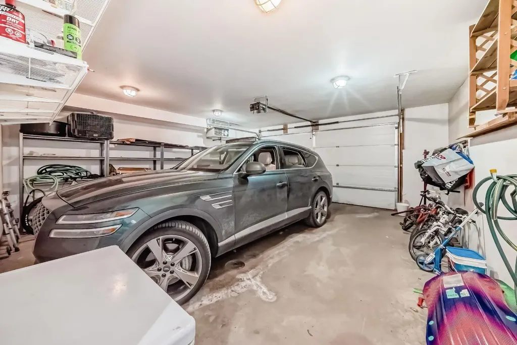 55 Aspen Meadows Green SW Calgary AB T3H 5J9