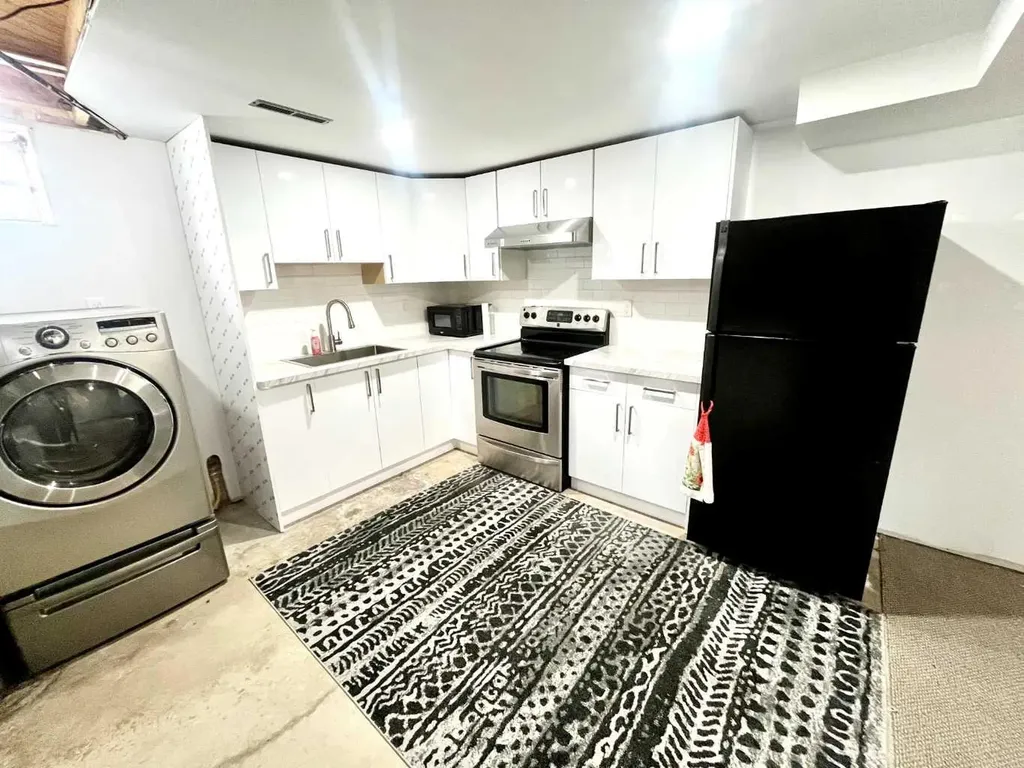 5104 Marshall Road NE Calgary AB T2A 2Y9