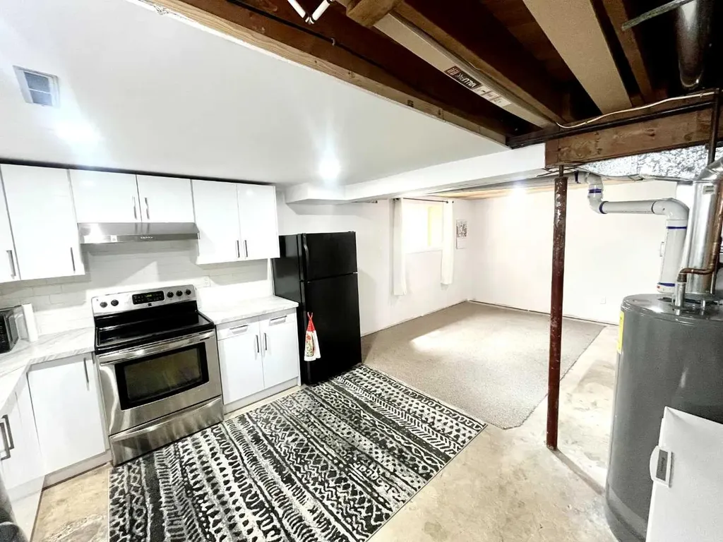 5104 Marshall Road NE Calgary AB T2A 2Y9