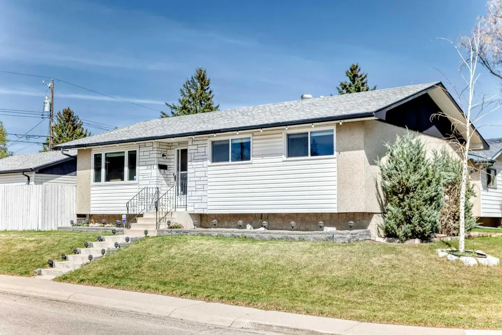 5104 Marshall Road NE Calgary AB T2A 2Y9
