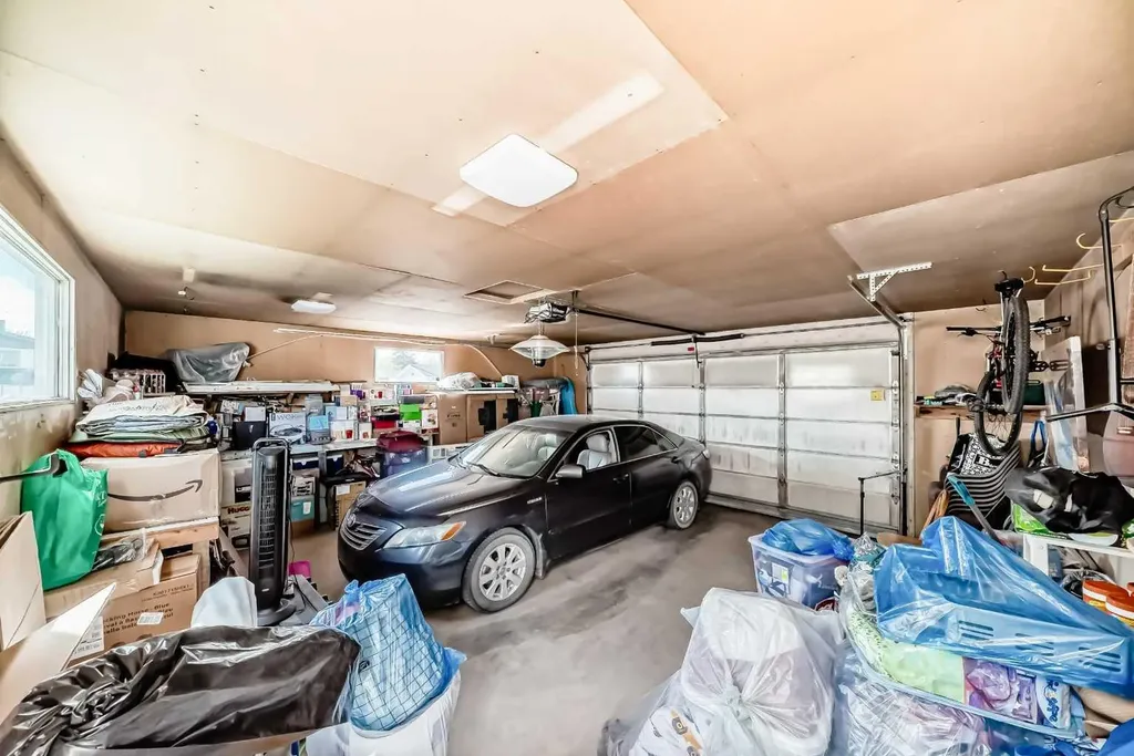 5104 Marshall Road NE Calgary AB T2A 2Y9