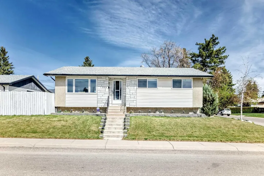 5104 Marshall Road NE Calgary AB T2A 2Y9