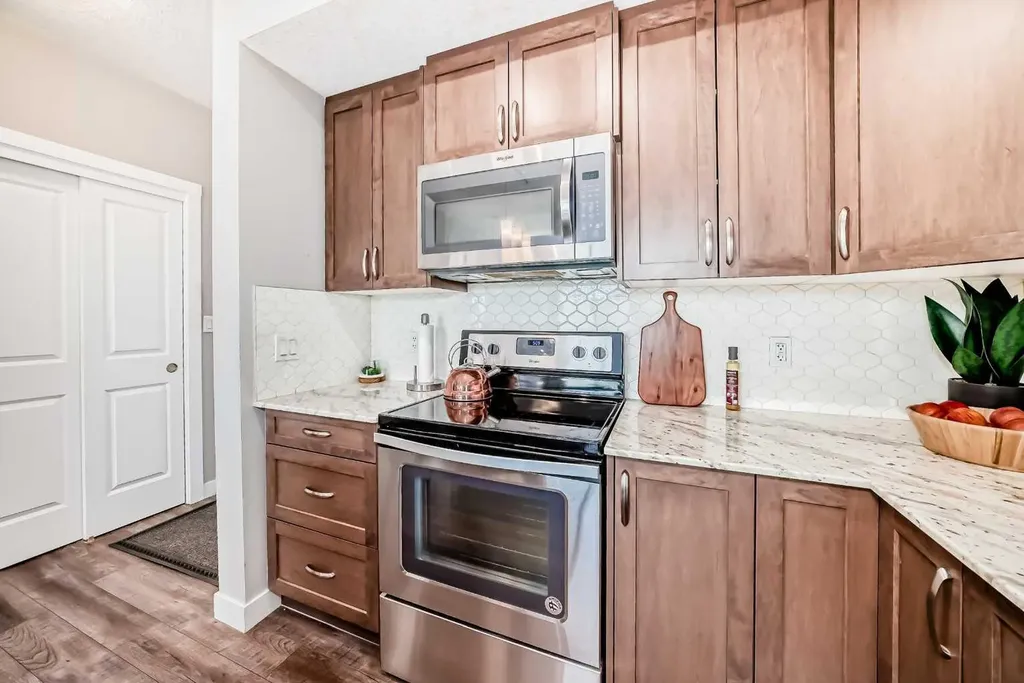 3727 Sage Hill Drive NW Calgary AB T3R 1T7