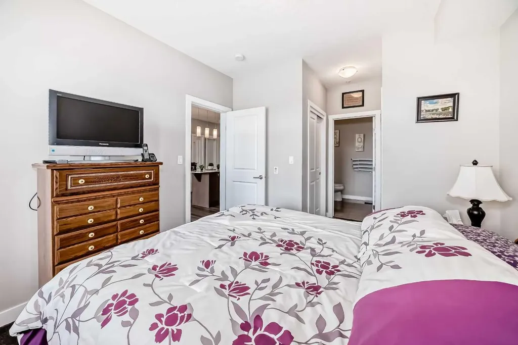 3727 Sage Hill Drive NW Calgary AB T3R 1T7