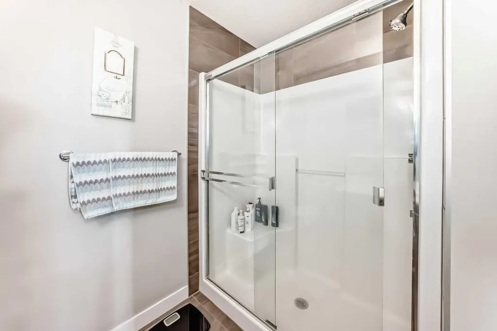 3727 Sage Hill Drive NW Calgary AB T3R 1T7