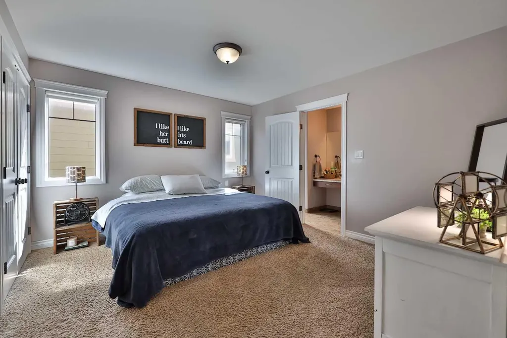 402 11 Street Nobleford AB T0L 1S0