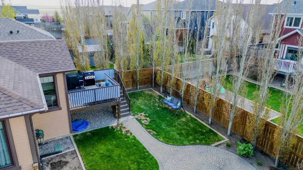 402 11 Street Nobleford AB T0L 1S0
