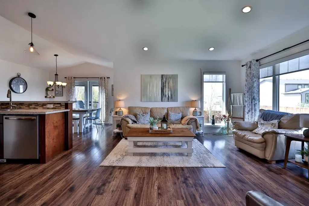 402 11 Street Nobleford AB T0L 1S0