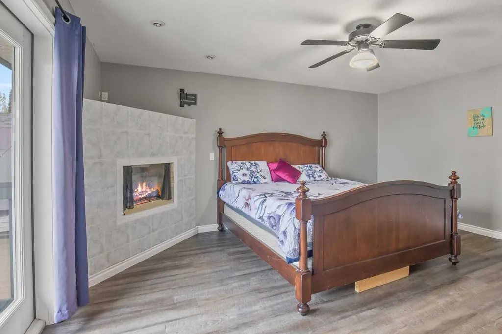 35 Taylor Drive Lacombe AB T4L 2N9