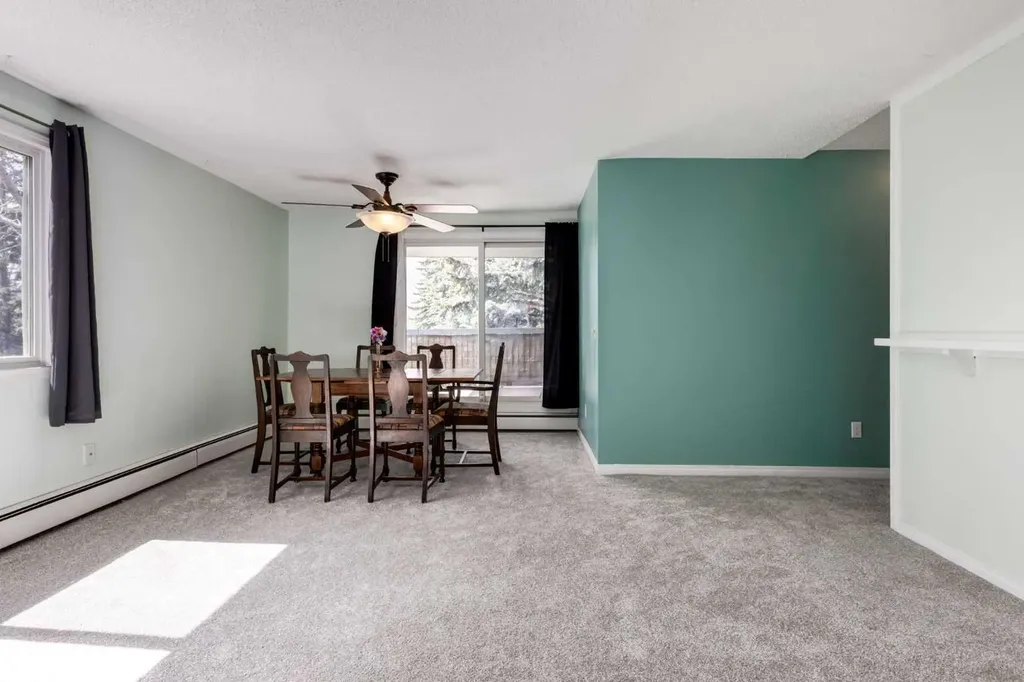 70 Glamis Drive SW Calgary AB T3E 6T6