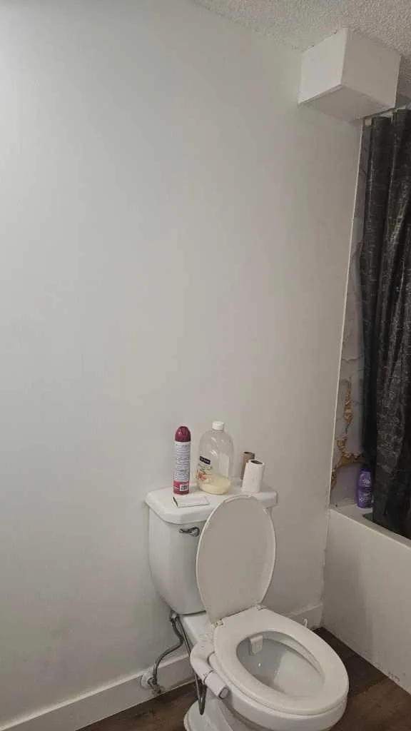 128 Castledale Crescent NE Calgary AB T3J 1X4