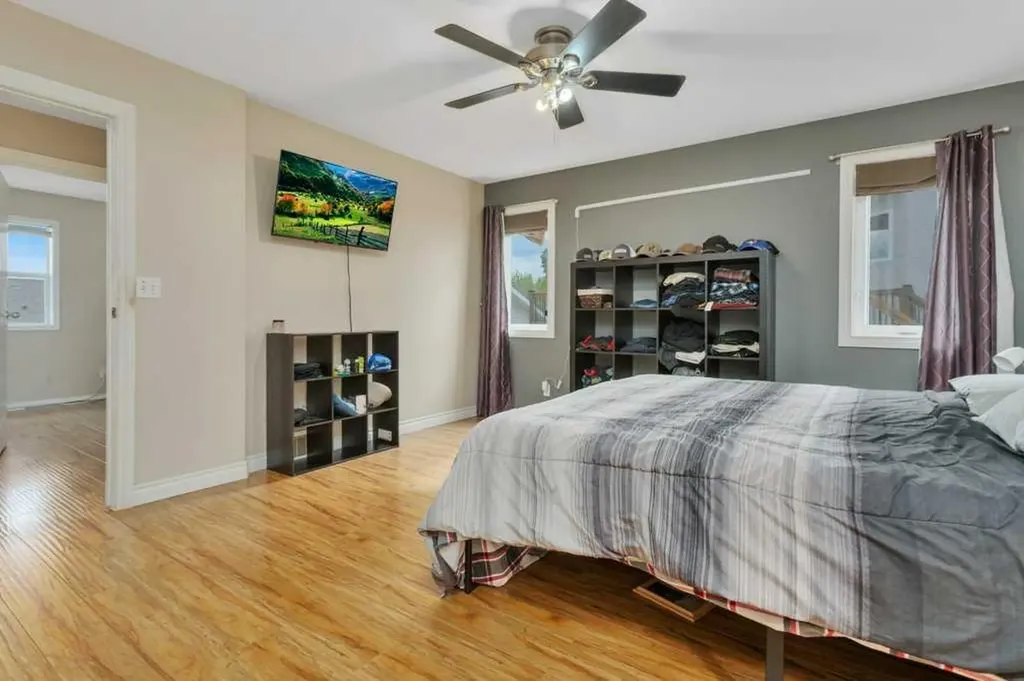 50 Westwood Crescent Sylvan Lake AB T4S 1V8