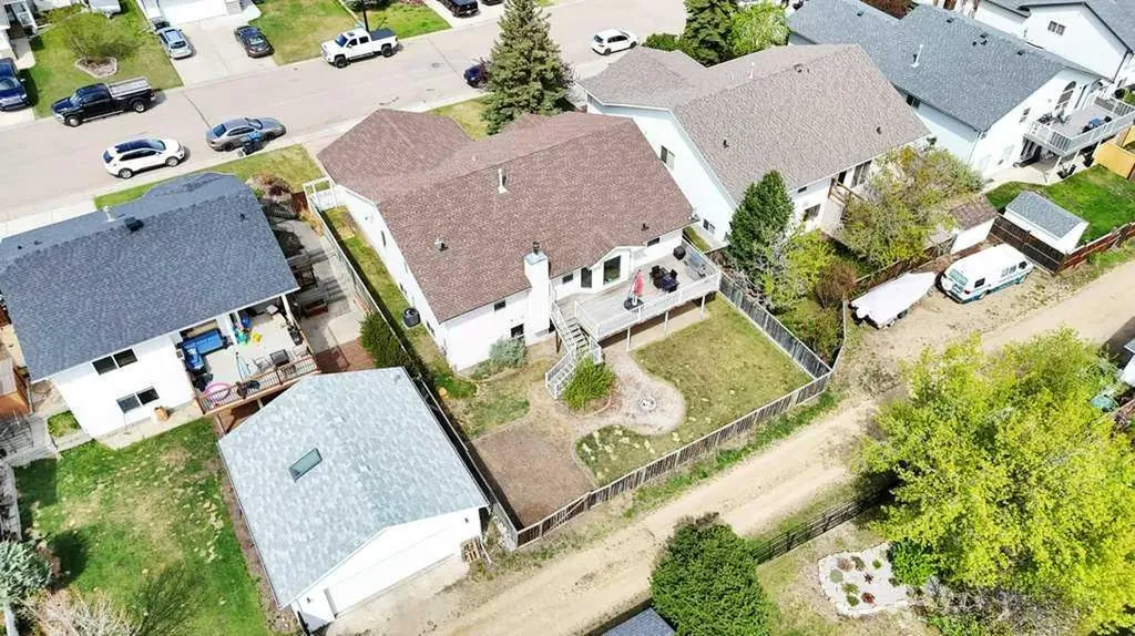 50 Westwood Crescent Sylvan Lake AB T4S 1V8