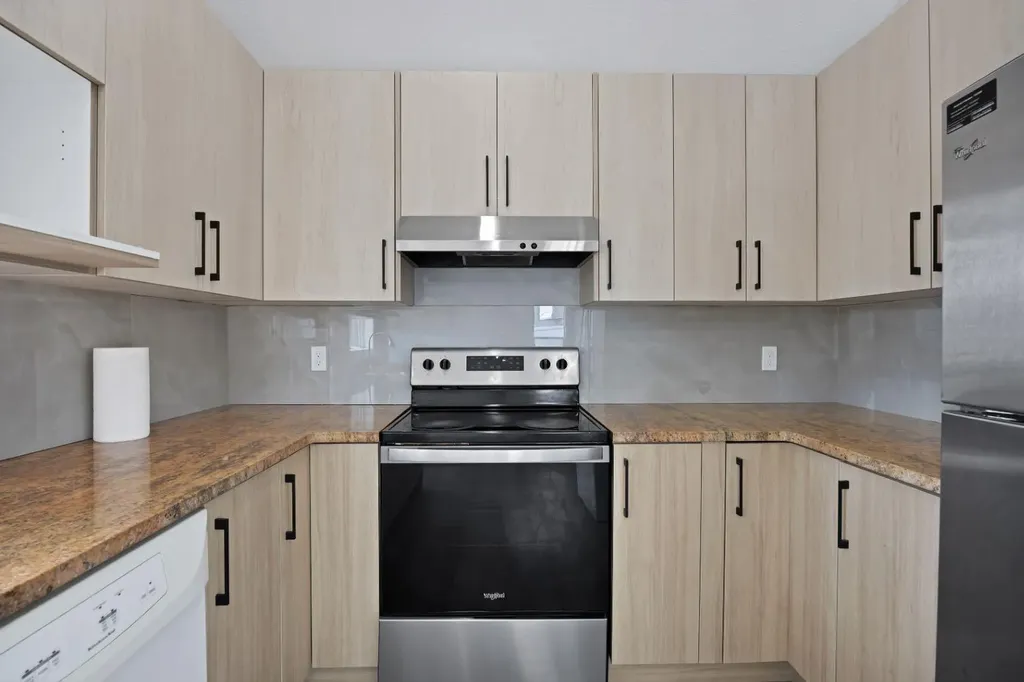 288 Saddlemead Road NE Calgary AB T3J4J4