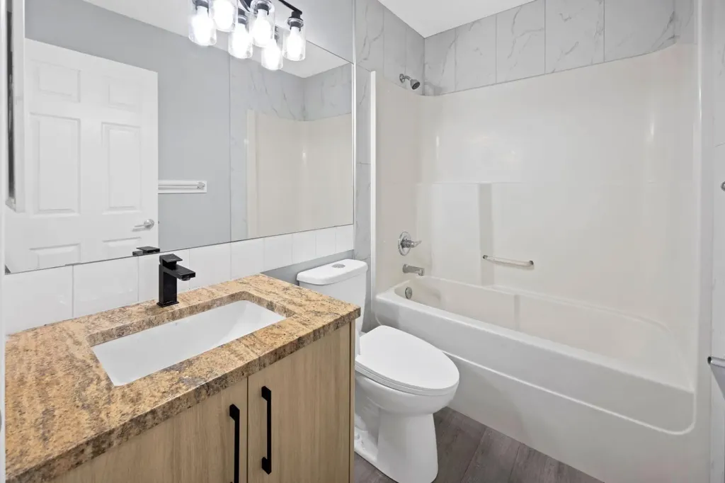 288 Saddlemead Road NE Calgary AB T3J4J4