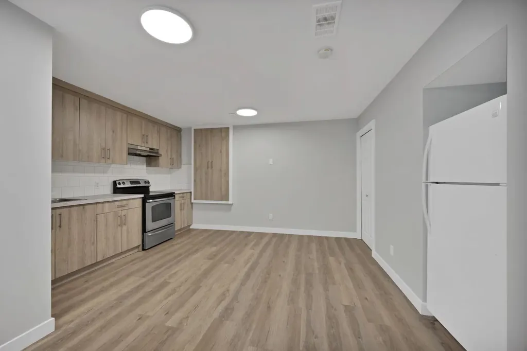 288 Saddlemead Road NE Calgary AB T3J4J4
