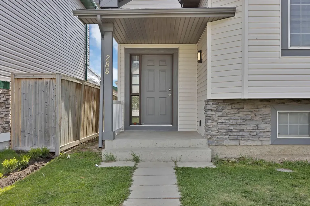 288 Saddlemead Road NE Calgary AB T3J4J4