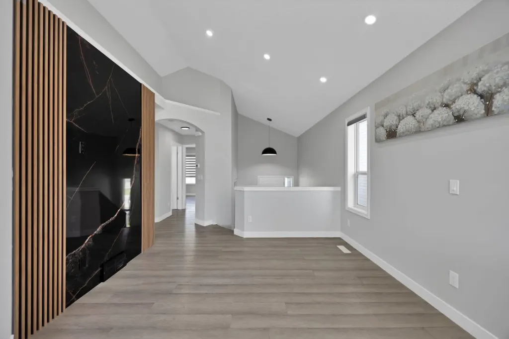 288 Saddlemead Road NE Calgary AB T3J4J4