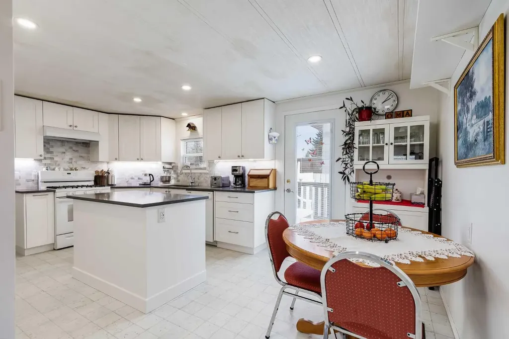 240 Big Hill Circle SE Airdrie AB T4A 1P8