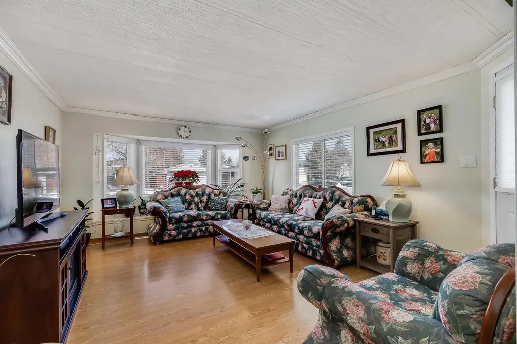 240 Big Hill Circle SE Airdrie AB T4A 1P8