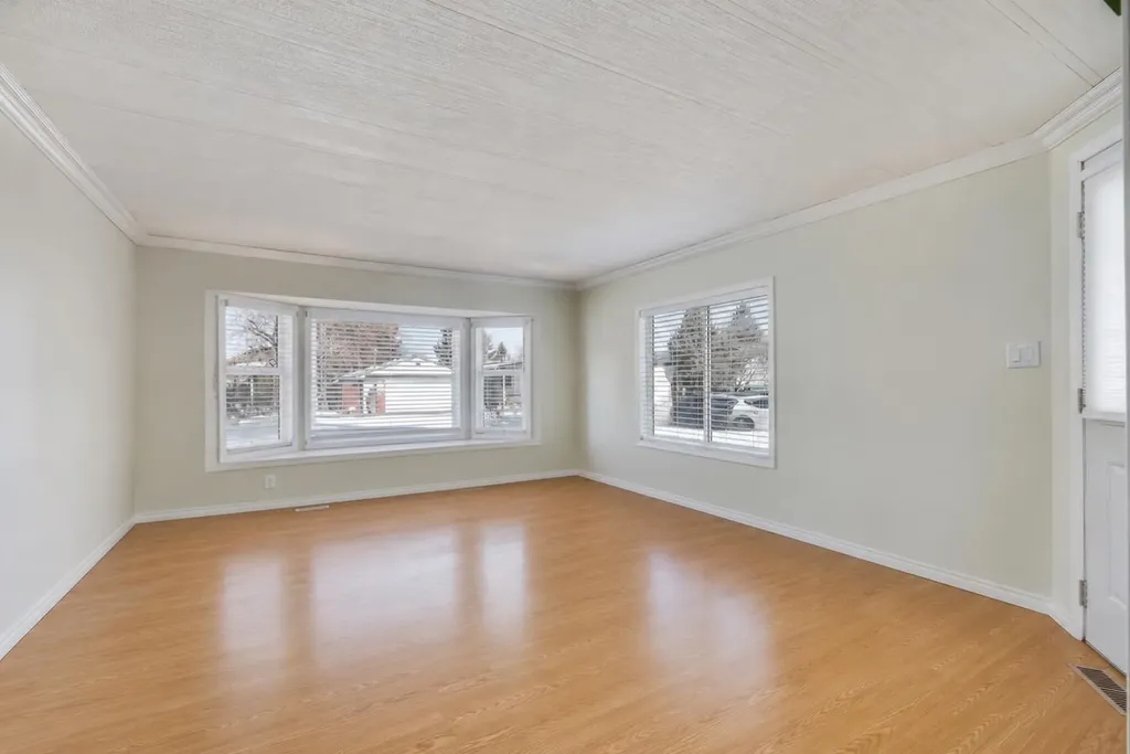 240 Big Hill Circle SE Airdrie AB T4A 1P8