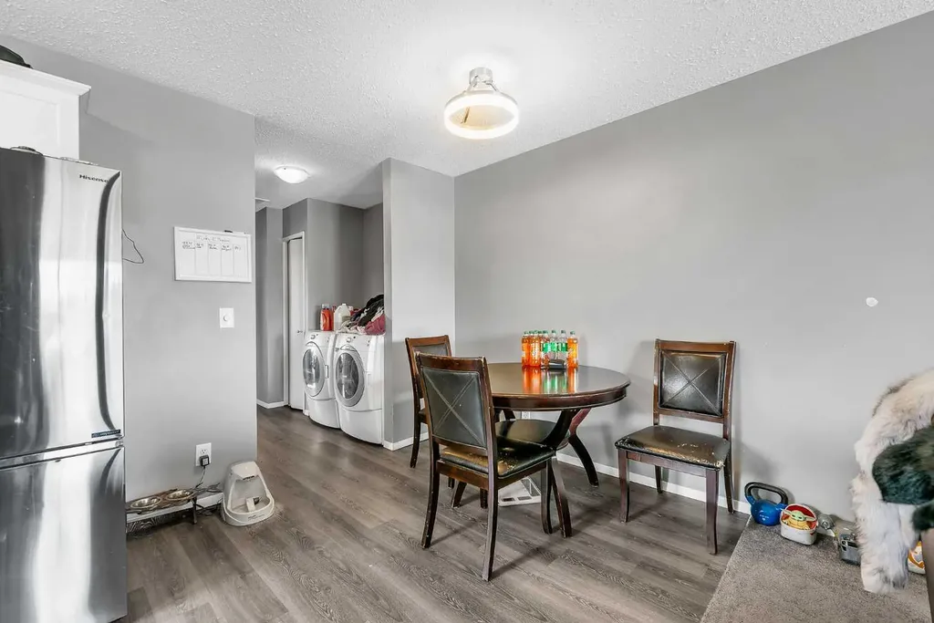 319 Templemont Place NE Calgary AB T1Y 5A7