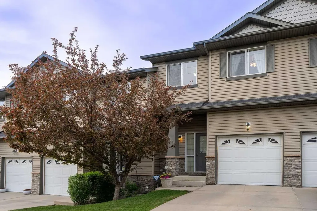 22 Rockyvalley Villas NW Calgary AB T3G 5X3