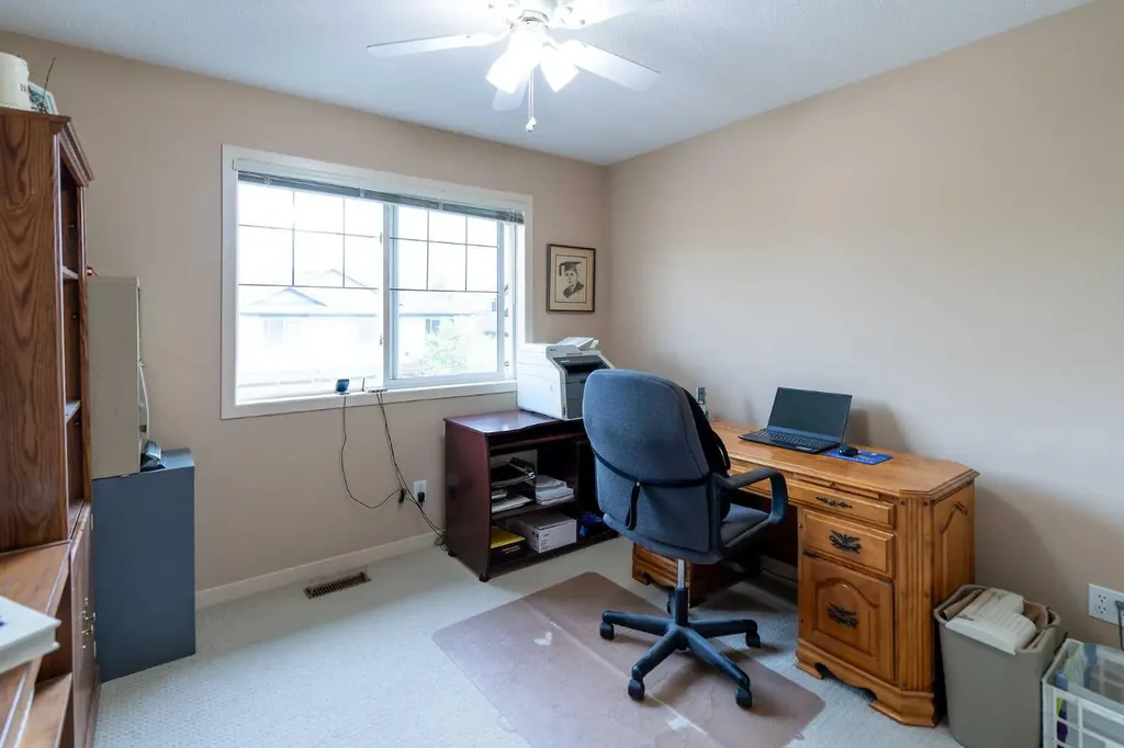22 Rockyvalley Villas NW Calgary AB T3G 5X3