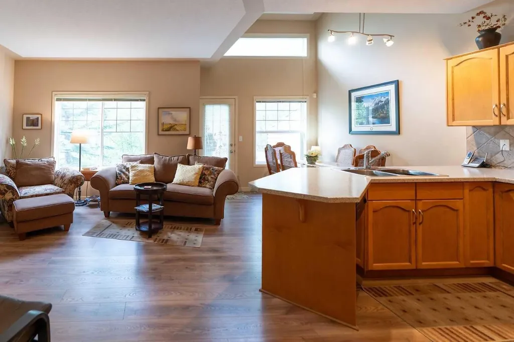 22 Rockyvalley Villas NW Calgary AB T3G 5X3