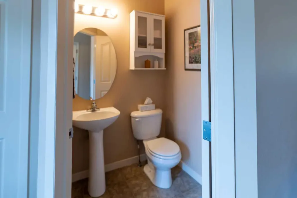 22 Rockyvalley Villas NW Calgary AB T3G 5X3