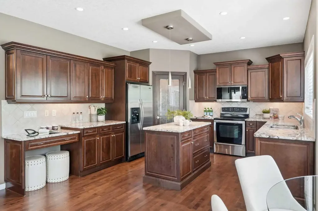 98 Auburn Sound View SE Calgary AB T3M 0C9