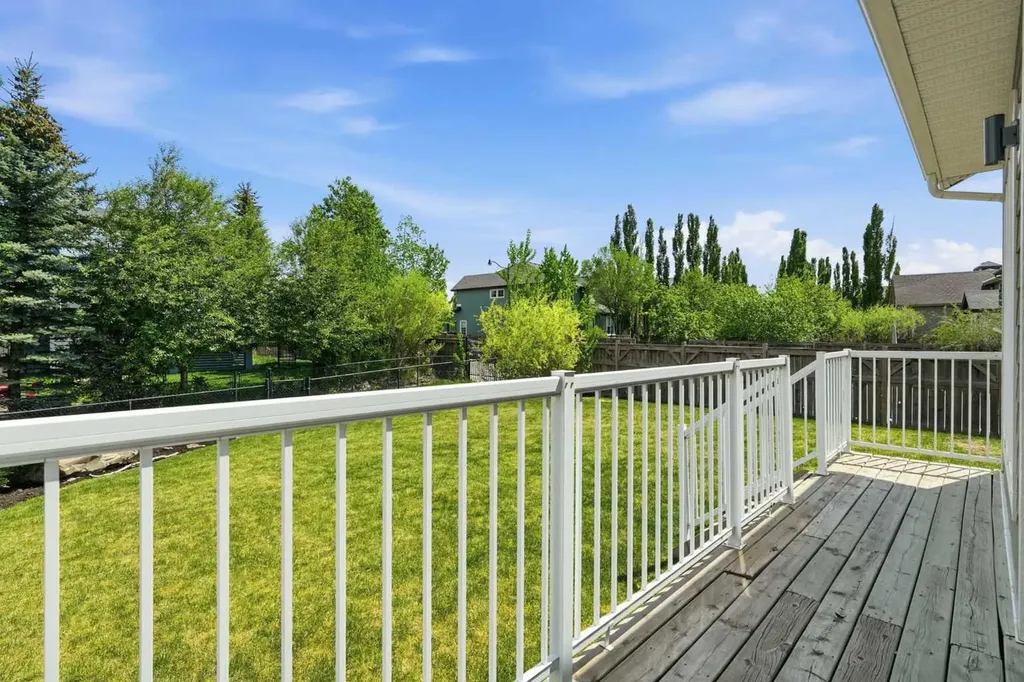 98 Auburn Sound View SE Calgary AB T3M 0C9