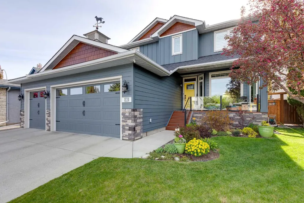 89 Douglasdale Crescent SE Calgary AB T2Z 3A2