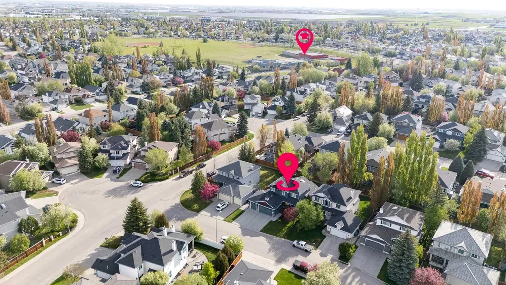 89 Douglasdale Crescent SE Calgary AB T2Z 3A2