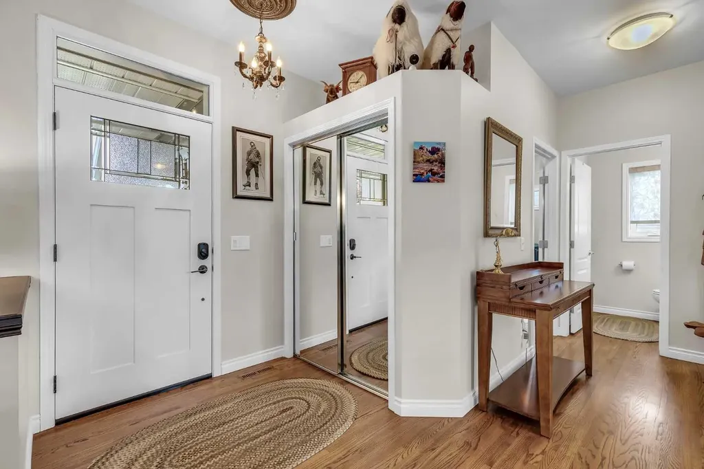 89 Douglasdale Crescent SE Calgary AB T2Z 3A2